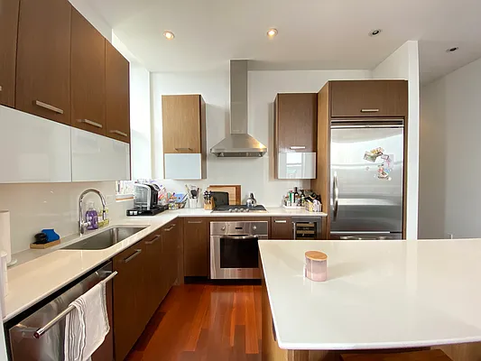 Rented by Compass | media 27