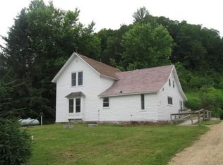 17228 Ash Ridge Dr, Viola, WI 54664