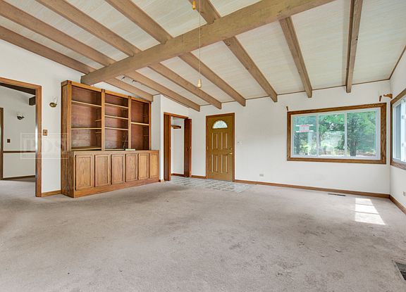 4th image of 348 Mission Ave