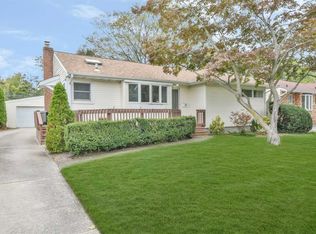 390 Cedar Ln, East Meadow, NY 11554