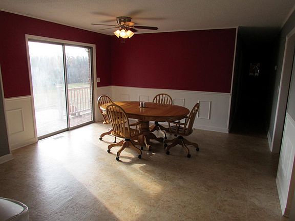 5th image of 203 Park Creek Rd