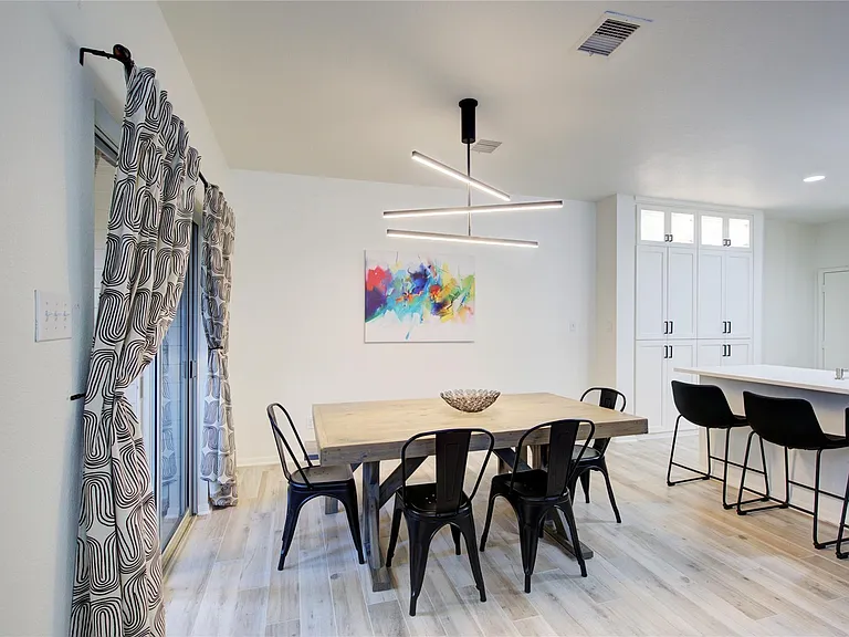 76 Scarlet Woods Ct — Photo 8