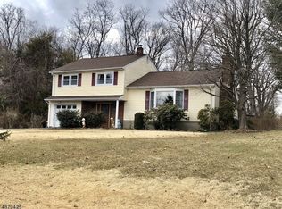 115 Castlewood Trl, Sparta, NJ 07871
