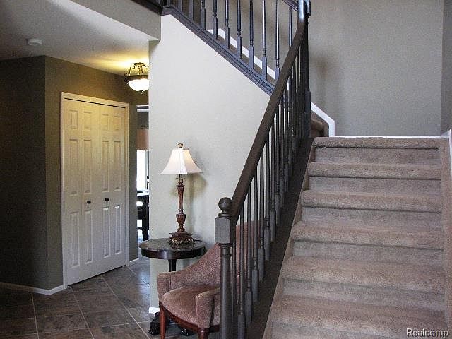 1st image of 603 Kent Ln