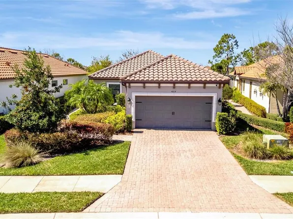 4614 Alexandria Ct, Palmetto, FL 34221