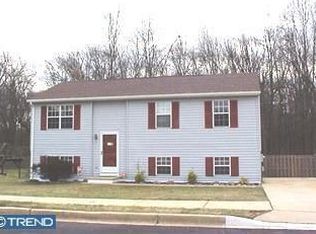 34 Julie Ln, Newark, DE 19711