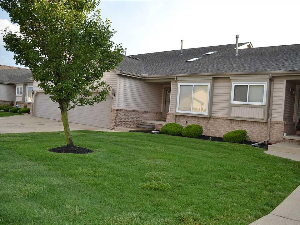 1st image of 53303 Pineridge Dr