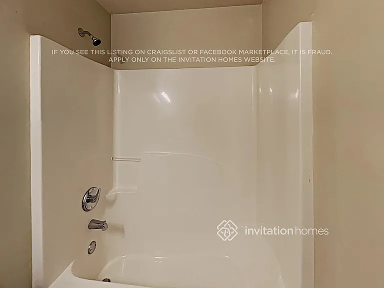117 Rockefeller Ln — Photo 17
