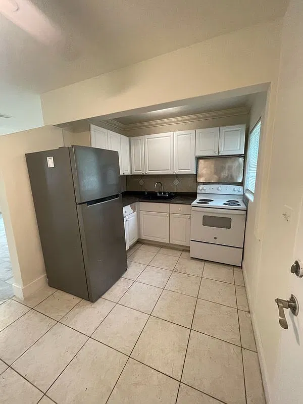 1 bed, 1.0 bath, 400 sqft, $1,250 — Photo 1