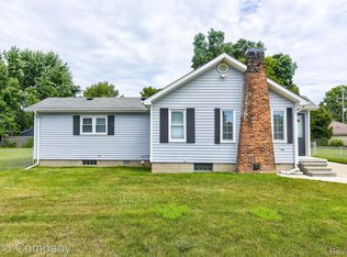 1915 E Ten Mile Rd, Royal Oak, MI 48067