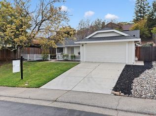 102 Loughridge Way, Folsom, CA 95630