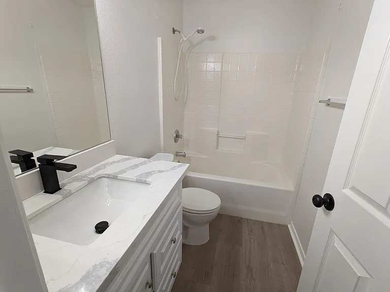 7154 Barberry Ave — Photo 6