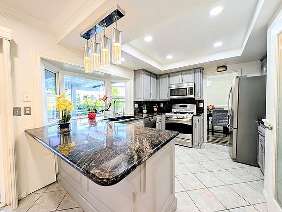 4th image of 16576 Mount Todd St