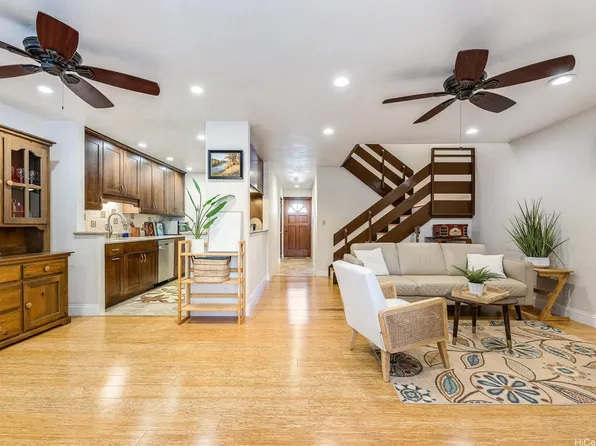 94-333 Alula Pl, Mililani, HI 96789