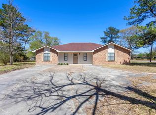 1020 Roosevelt Dr, Silsbee, TX 77656