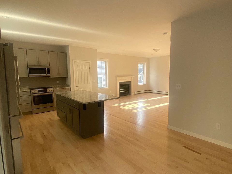 2nd image of 56 Dogwood Circle