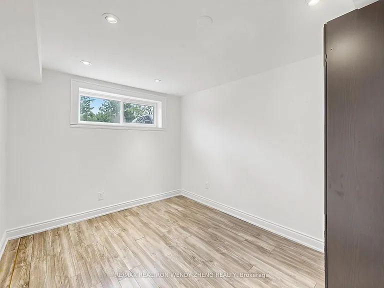 18 King Richard Ct #LOWER — Photo 19