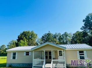 30135 W L Cleveland Rd, Albany, LA 70711