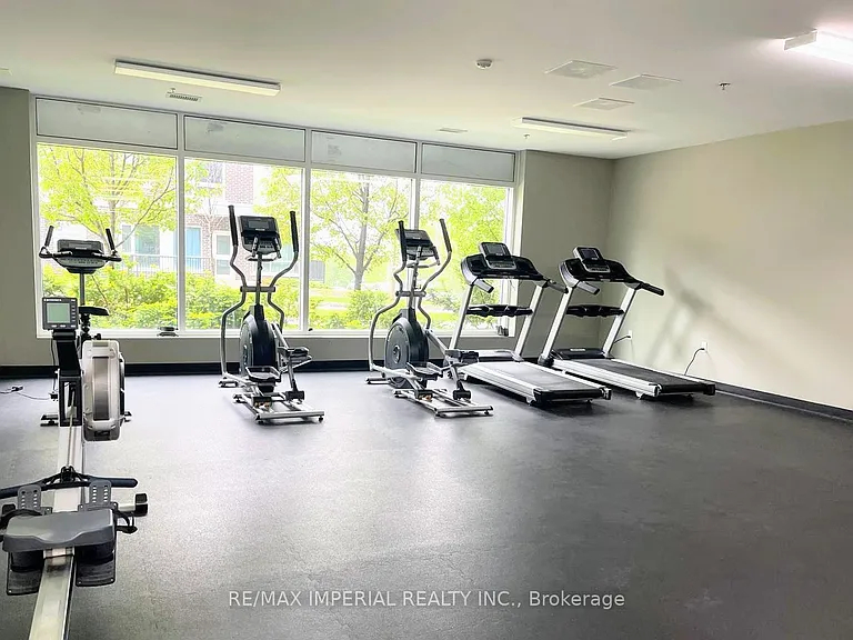 251 Hemlock St #526 — Photo 7