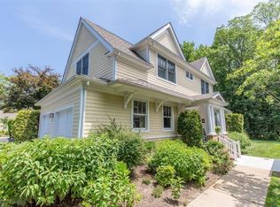 3 Adams Way, Shrewsbury, NJ 07702