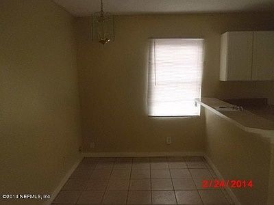 2nd image of 1214 Oakley St