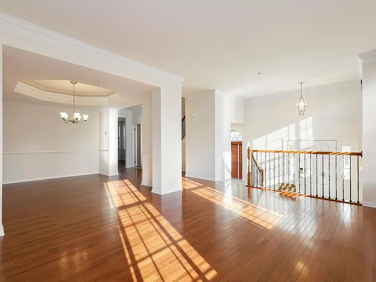 Living room/Dining room