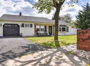 3 Sutton Pl, Hazlet, NJ 07730