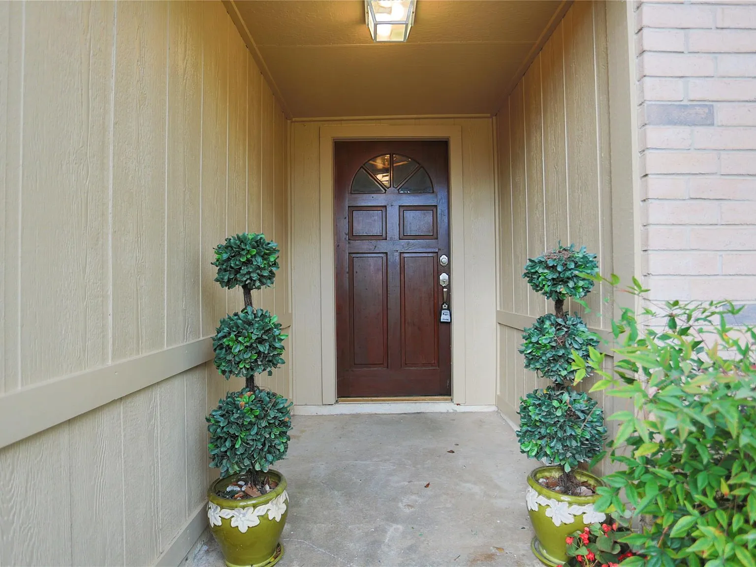 3 bed, 2.0 bath, $2,000 — Photo 4