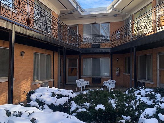 3rd image of 5254 N Neenah Ave #H