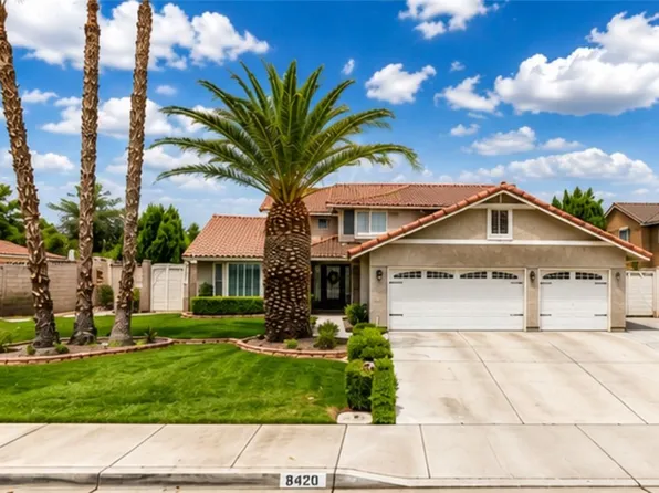 8420 Eddy Stone Ave, Las Vegas, NV 89117