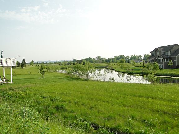 2nd image of 113 Emerald Lake Dr