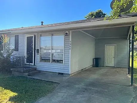 3 bed, 1176 sqft, $1,075 — Photo 2