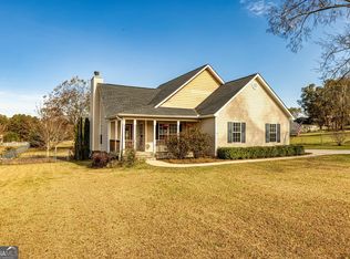 101 Laketrail Dr, Griffin, GA 30223