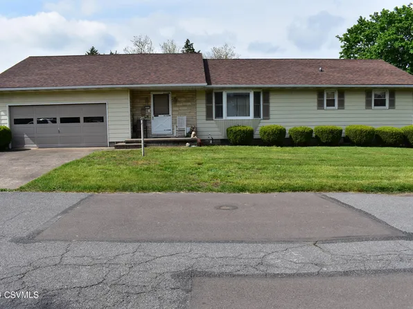 1717 Fairview Ave, Berwick, PA 18603