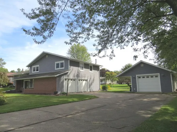 303 W Maple Street, Thorp, WI 54771
