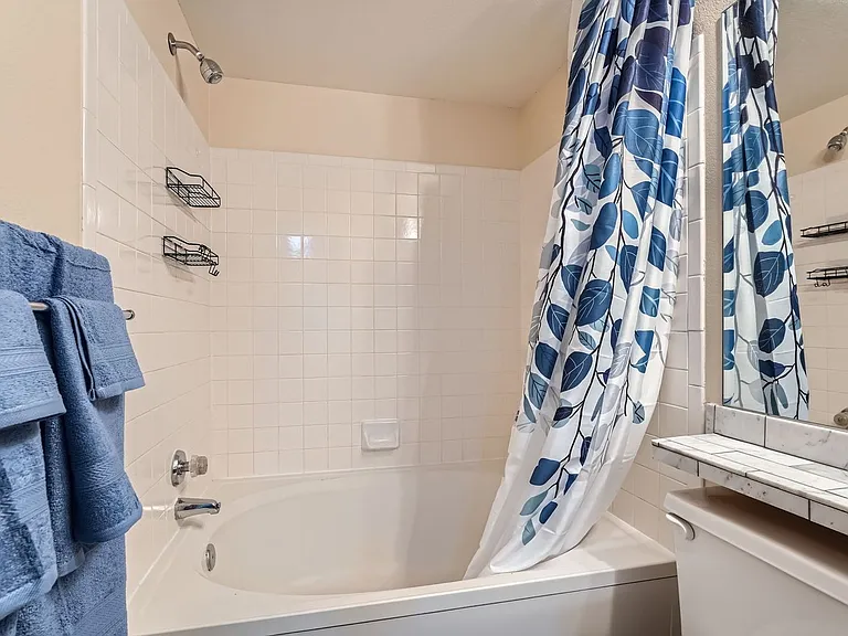 7430 Singing Hills Dr — Photo 20