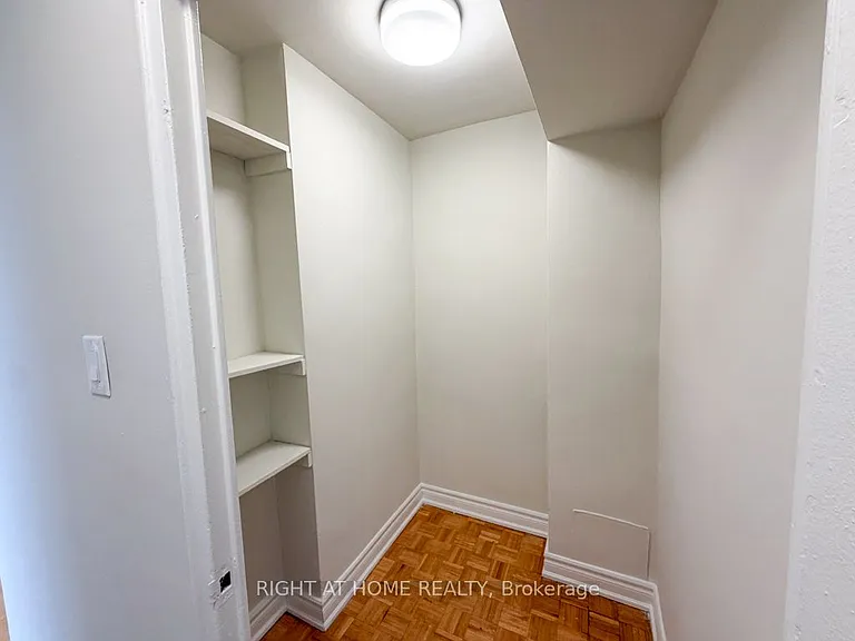 1440 Lawrence Ave W #116 — Photo 9