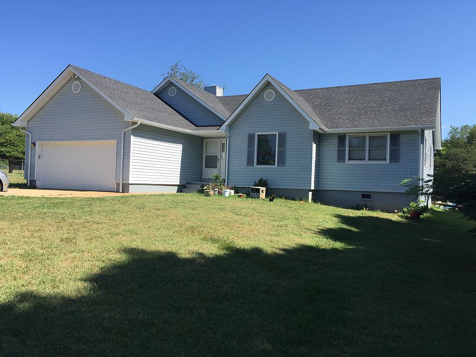 1st image of 159 Strawberry Ln