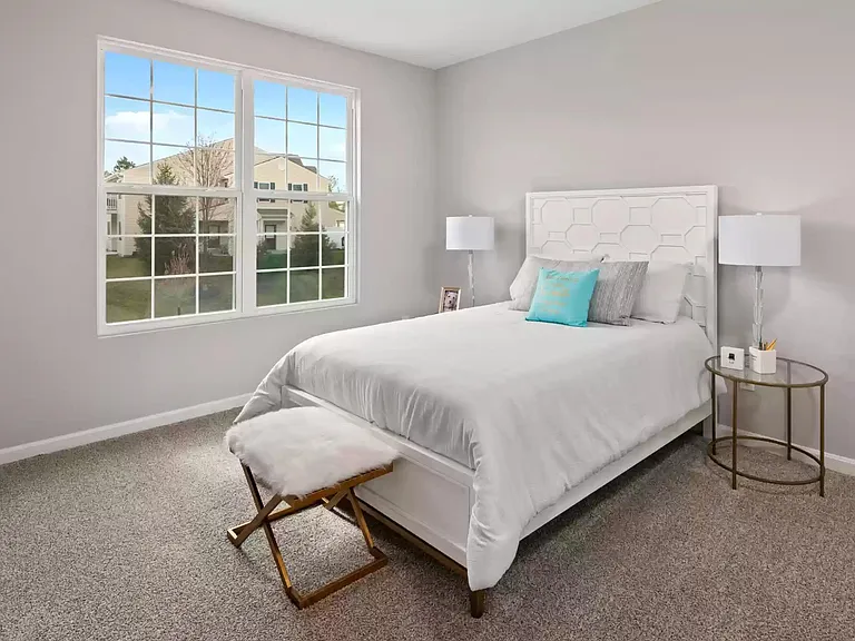 510 Cheltenham Dr — Photo 2