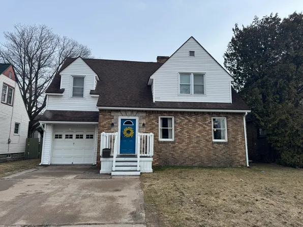 217 Hursley St, Sault Sainte Marie, MI 49783