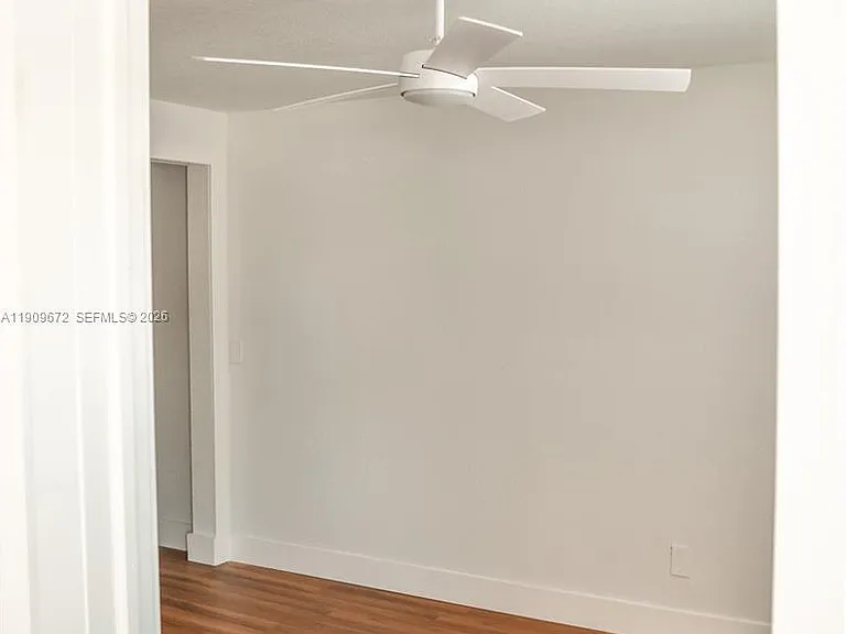 707 N J St — Photo 8