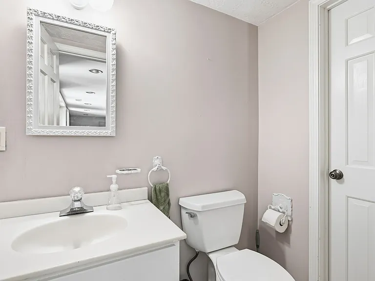 1720 Ridge Hill Ln #1 — Photo 26