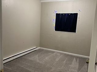 645 Westfield St APT 1, West Springfield, MA 01089