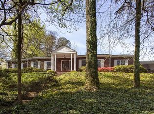 832 Pinetree Dr, Decatur, GA 30030