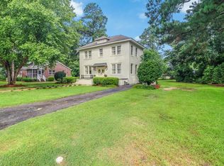 440 Hampton St, Elloree, SC 29047