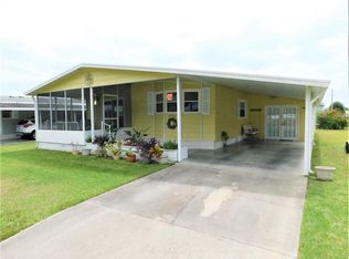 36912 Tara Ave, Zephyrhills, FL 33542