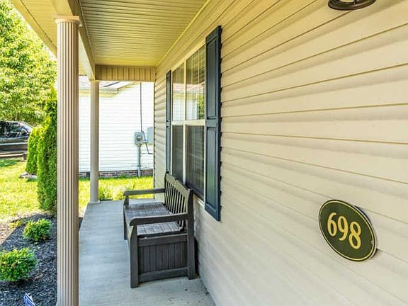 5th image of 698 Cottonwood Dr