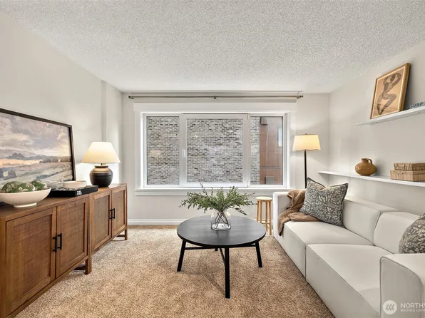1300 University Street #4C, Seattle, WA 98101