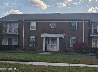 5431 Cresthaven Ln APT 2, Toledo, OH 43614