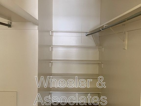 5th image of 2650 Jefferson Ave APT 17